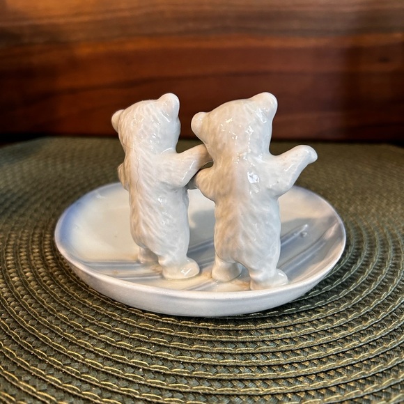 Antique German Porcelain Bears Blue & White Trinket Dish Circa Mid to Late 1800s - Picture 5 of 11